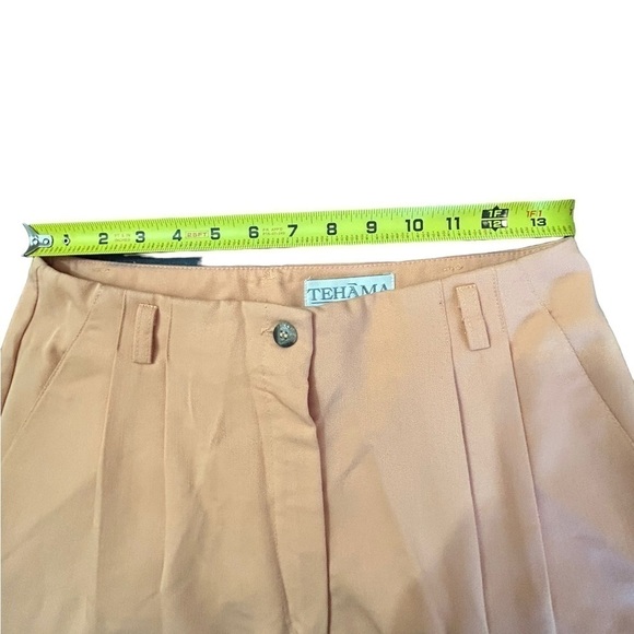 Tehama Nancy Haley High Rise Pleated Shorts
• Used • Size: 8 - Picture 6 of 6